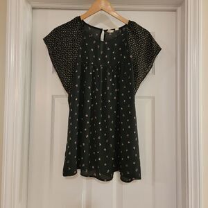 Gap Floral Short Flutter Sleeve Top Size small tall